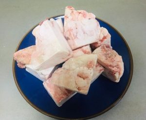 Read more about the article 【北投肉品批發】正豐國際實業 嗨嗨嗨!!肉肉小編來惹~
 我們酒肉朋友也有特選牛油讓客倌自…